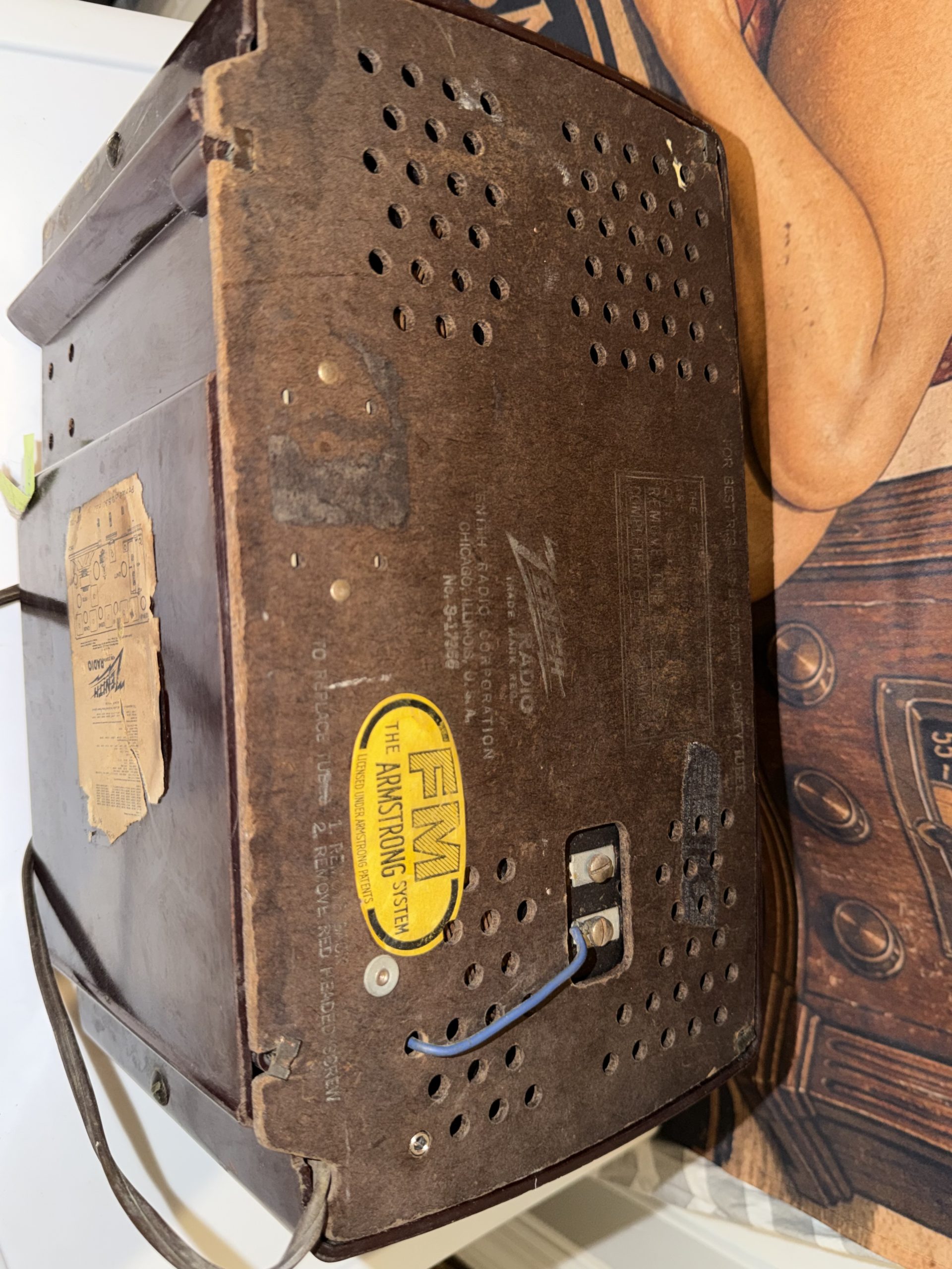 1951 AM/FM Zenith H724 - Image 9