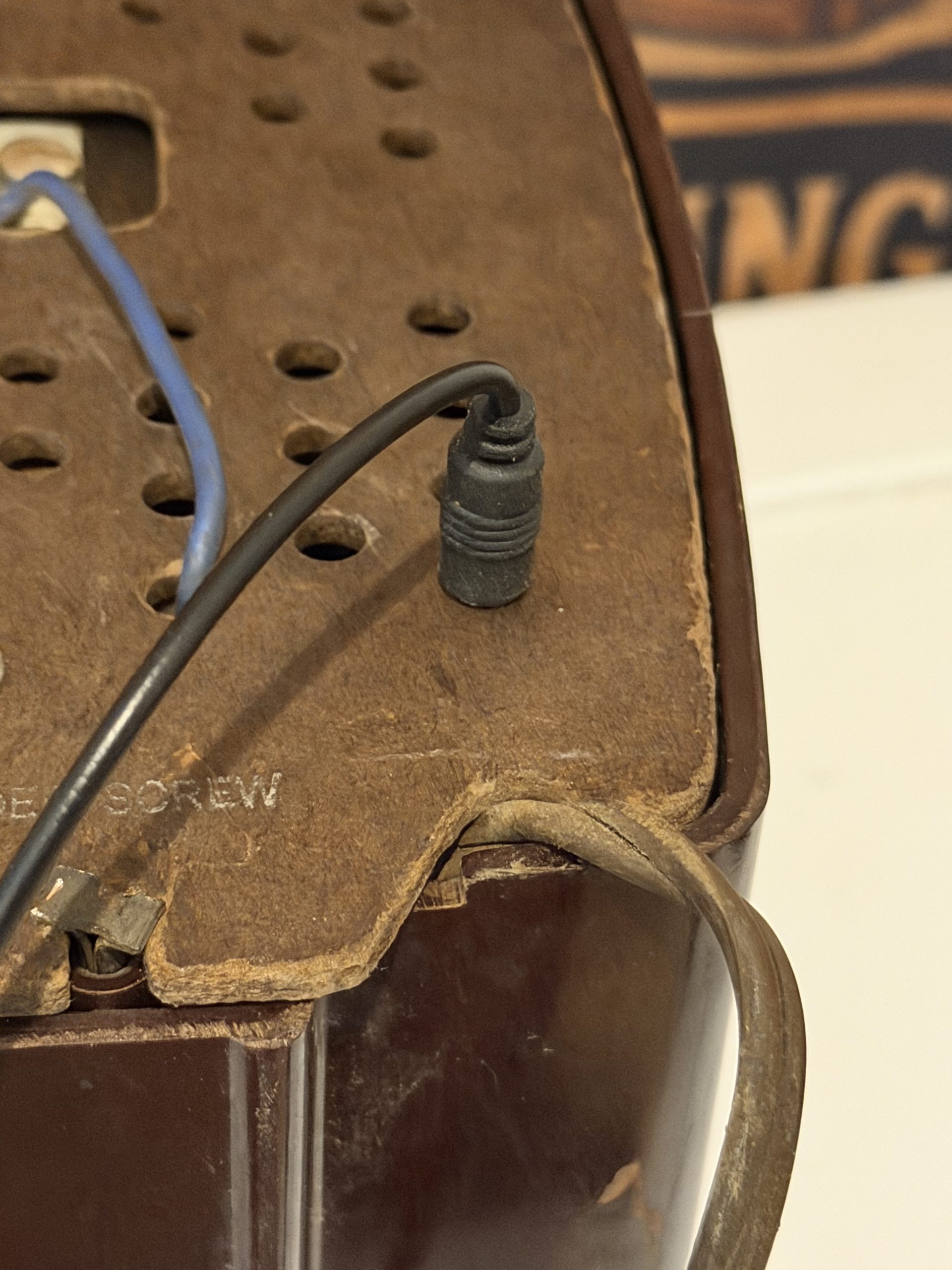 1951 AM/FM Zenith H724 - Image 10