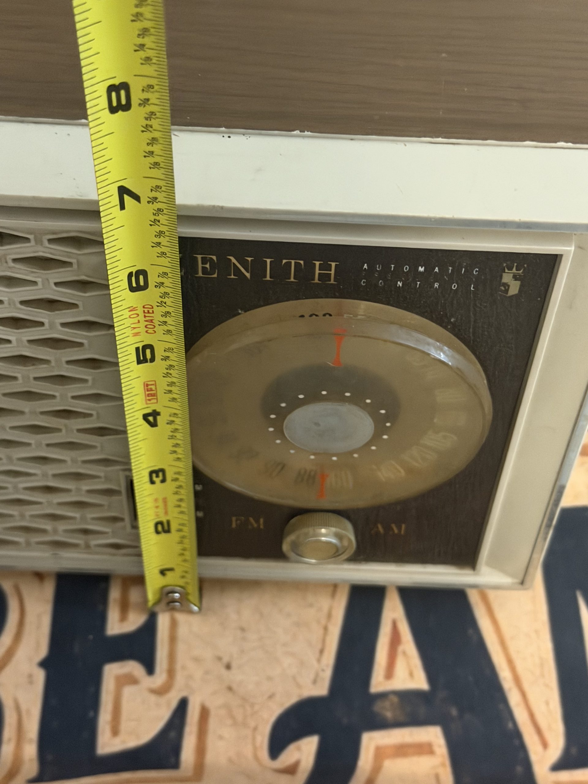 1958 Zenith AM/FM T2518 - Image 4